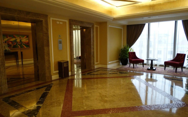 Maxims Tower
