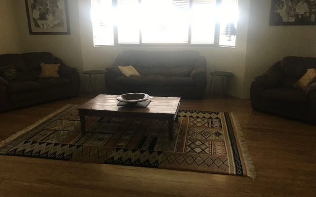 Atina Rocks Country Homestead