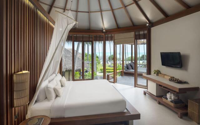 Haadtien Beach Resort