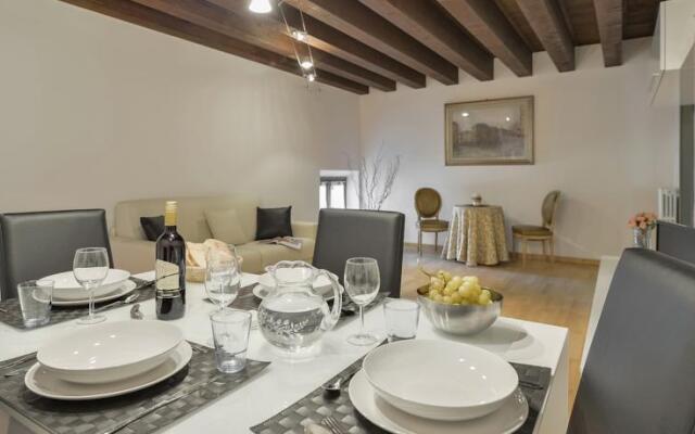 Macbeth Halldis Apartment