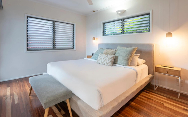 Casuarina 18 Ocean View House Central Location BBQ Golf Buggy – Guest Rooms – Hamilton Island