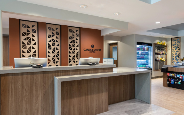 Candlewood Suites Mcpherson by IHG