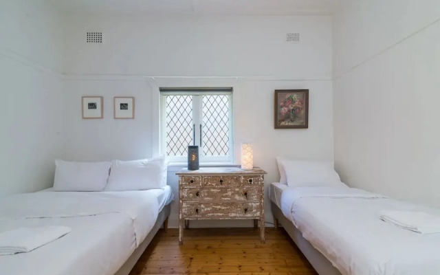 Lovely Sydney Bungalow Inner West