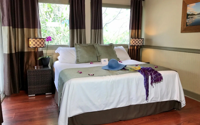 Paradise Bay Resort