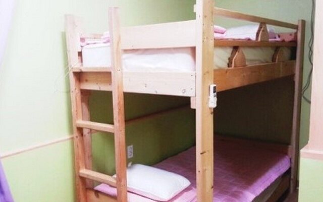 Hamdeok Agit Guesthouse