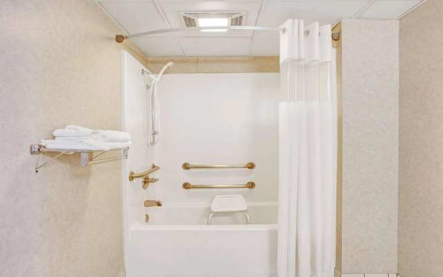 Days Inn by Wyndham Kodak/Sevierville Intrstate SmokeyMntns