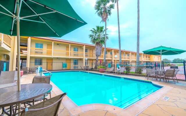 La Quinta Inn Clute Lake Jackson