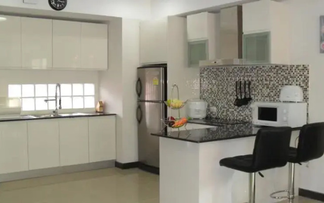 Phv Condo
