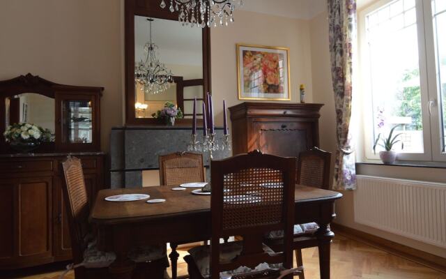 Alluring Holiday Home in Mol With Fenced Garden and Barbecue