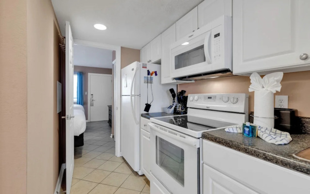Ocean View 1BR Condo