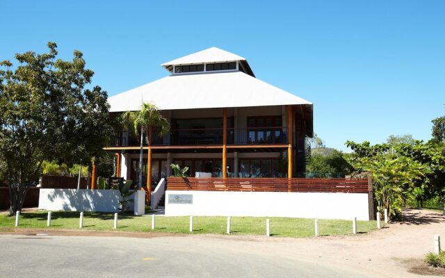 Villa Kembali