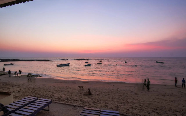 OYO 24352 Irize Beach Resort
