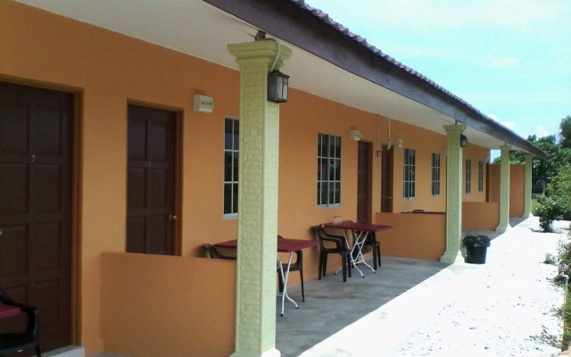 Tok Man Inn
