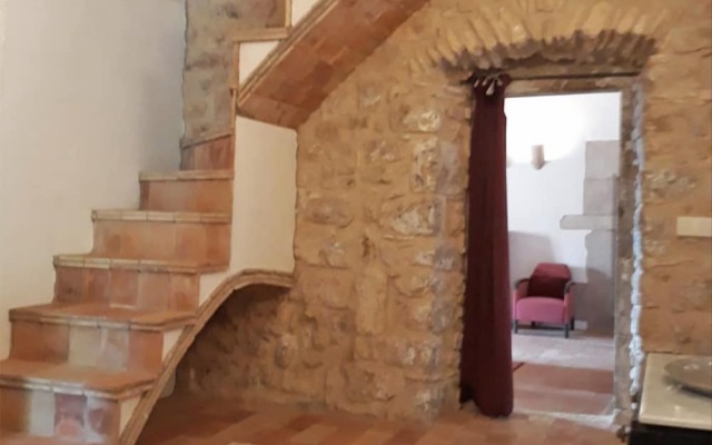 Ariqus Rural Cottages