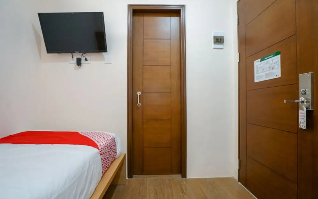 OYO 1574 U xpress Hotel
