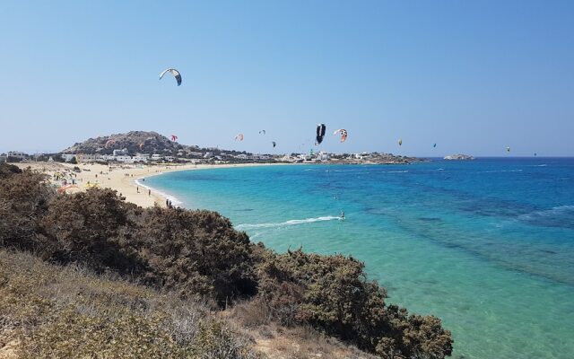 AmazeU Naxos