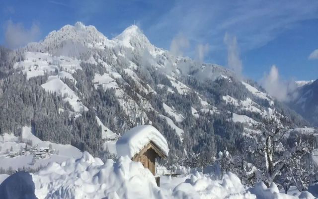 Wooden Apartment With Mountain View