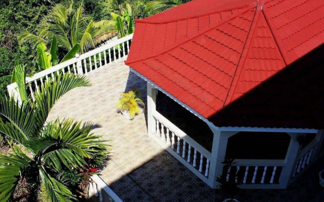 Retreat Guesthouse Luxury Suites