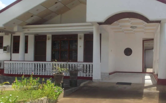 Villa Lochana