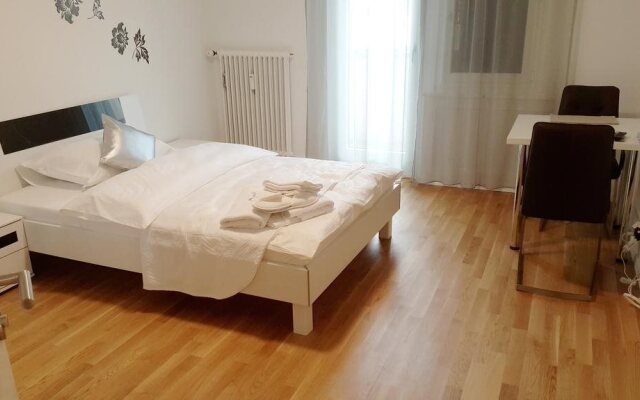 Residence Serviced House
