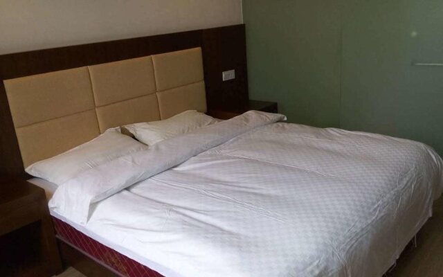 Jiuhuashan New Century Hotel