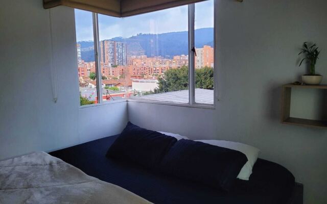 Elegant apartment with up to 4 people