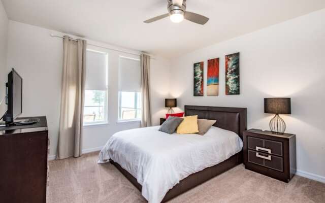 4 Bedroom 3 Bathroom Villa