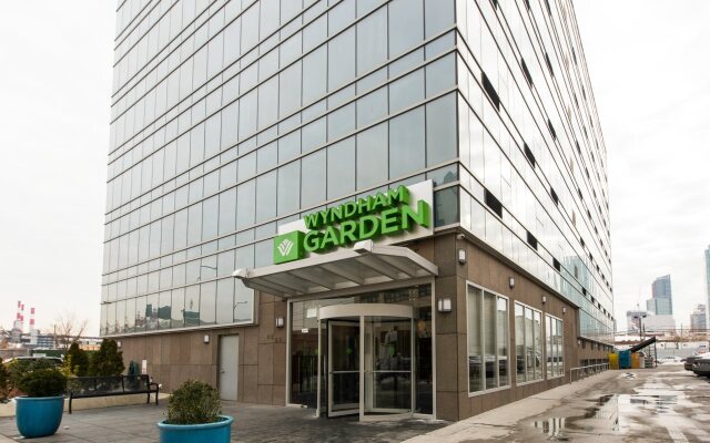 Wyndham Garden Long Island City