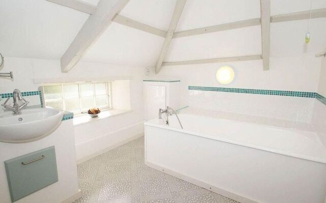 White Duck Cottage