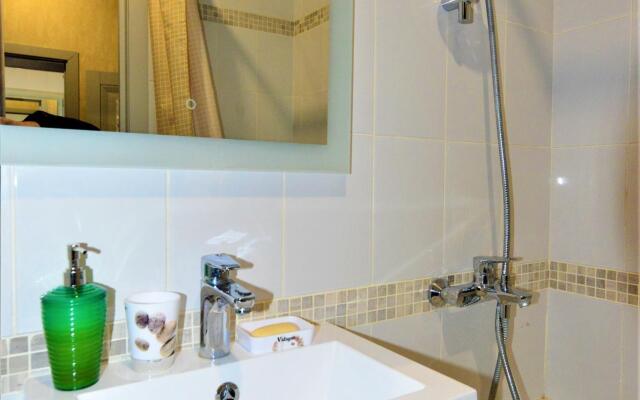 BestFlat24 (БэстФлэт24) на улице Гостиничная 4А корпус 8