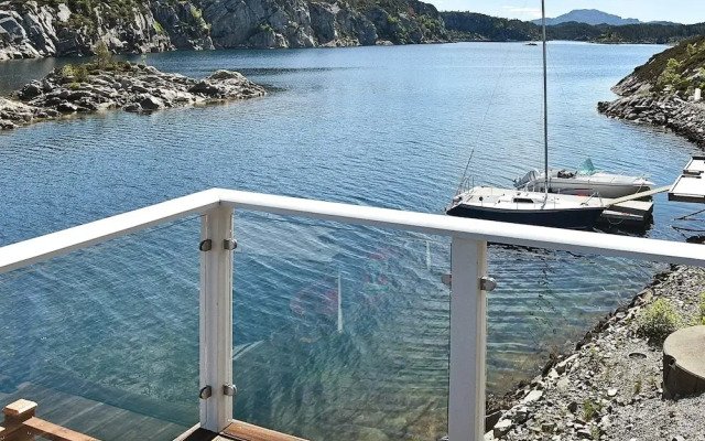8 Person Holiday Home in Urangsvag-by Traum