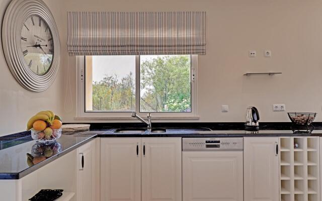 Casa do Pomar by Portucasa