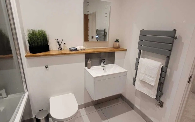 Lux 1 Bed Flat In The Heart Of Rochester