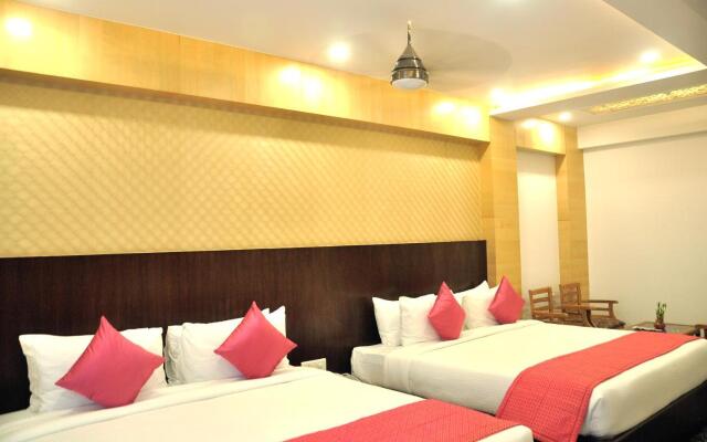 Hotel SGT Plaza
