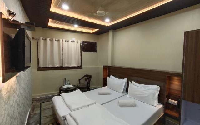 Hotel Shivratri Guest House