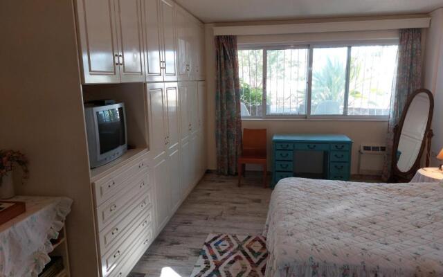 Periklis Beach house