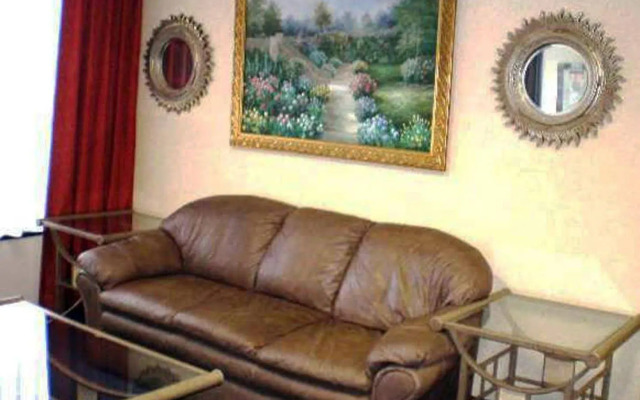 Econo Lodge Oak Grove-Blue Springs