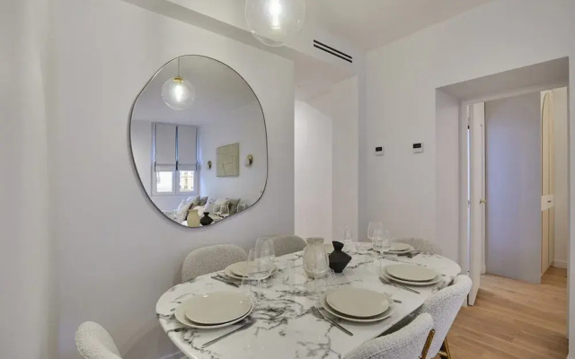 Superb Apartment in the Heart of Paris
