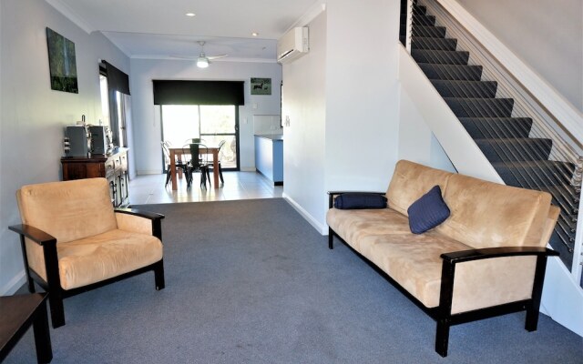 Ningaloo Breeze Villa 2