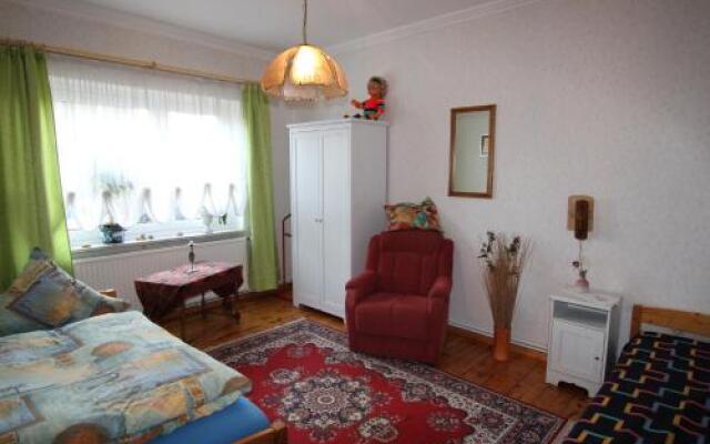Laatzen Private Apartment