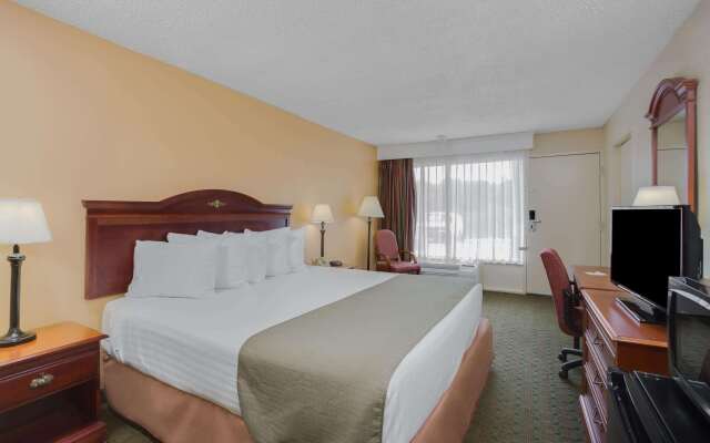 Days Inn by Wyndham Asheville West