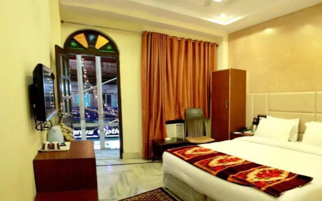 Hotel Wall City