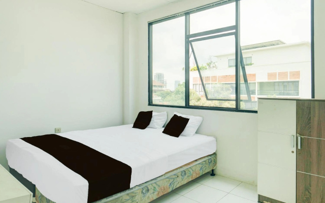 Hotel O Palmerah Near Binus University Formerly Wisma Bango – Guest Rooms – Jakarta