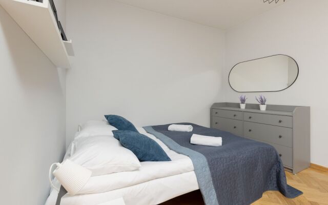 Apartments Old Town Warsaw by Renters