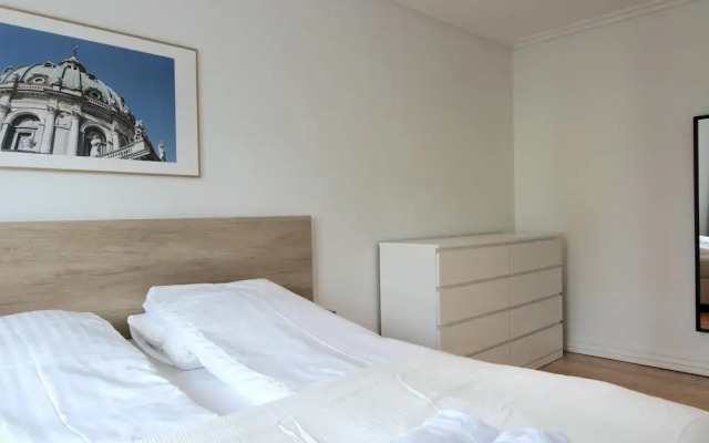 Great and Spacious 1-bed w