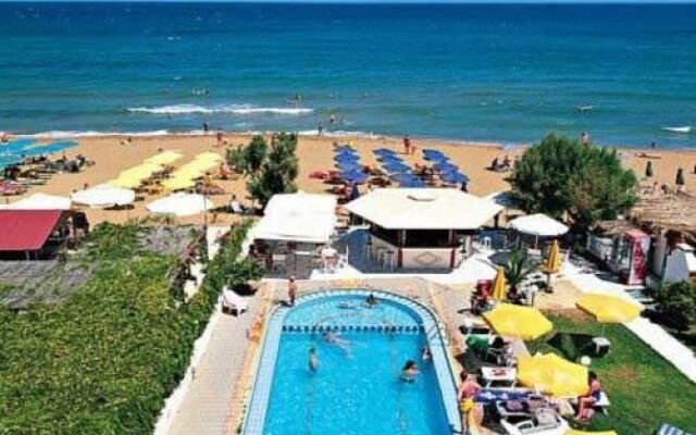 Tropicana Beach Hotel