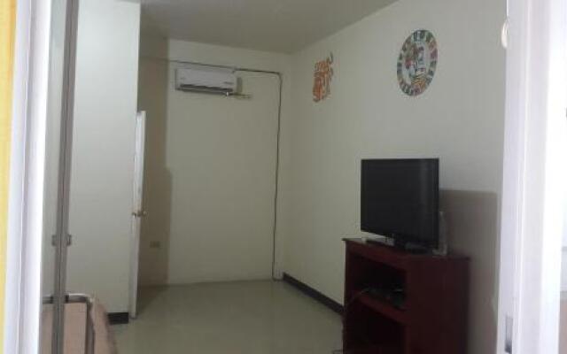 Aleman Tours And Hostel