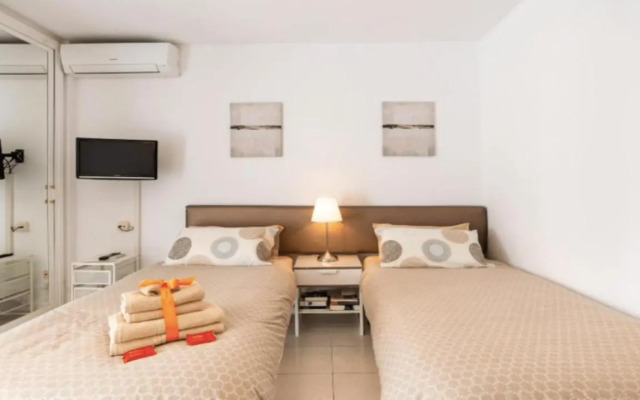 797 Holiday Rentals- Luminoso estudio en Arroyo de la Miel