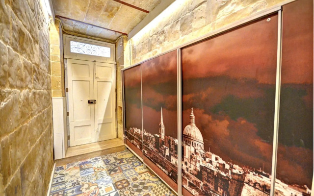 Coral Apartment (Valletta)