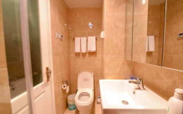 Dalian Yijia Apartment Sanba Square